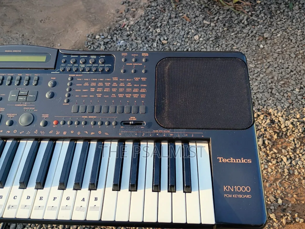 Technics KN1000 PCM Keyboard