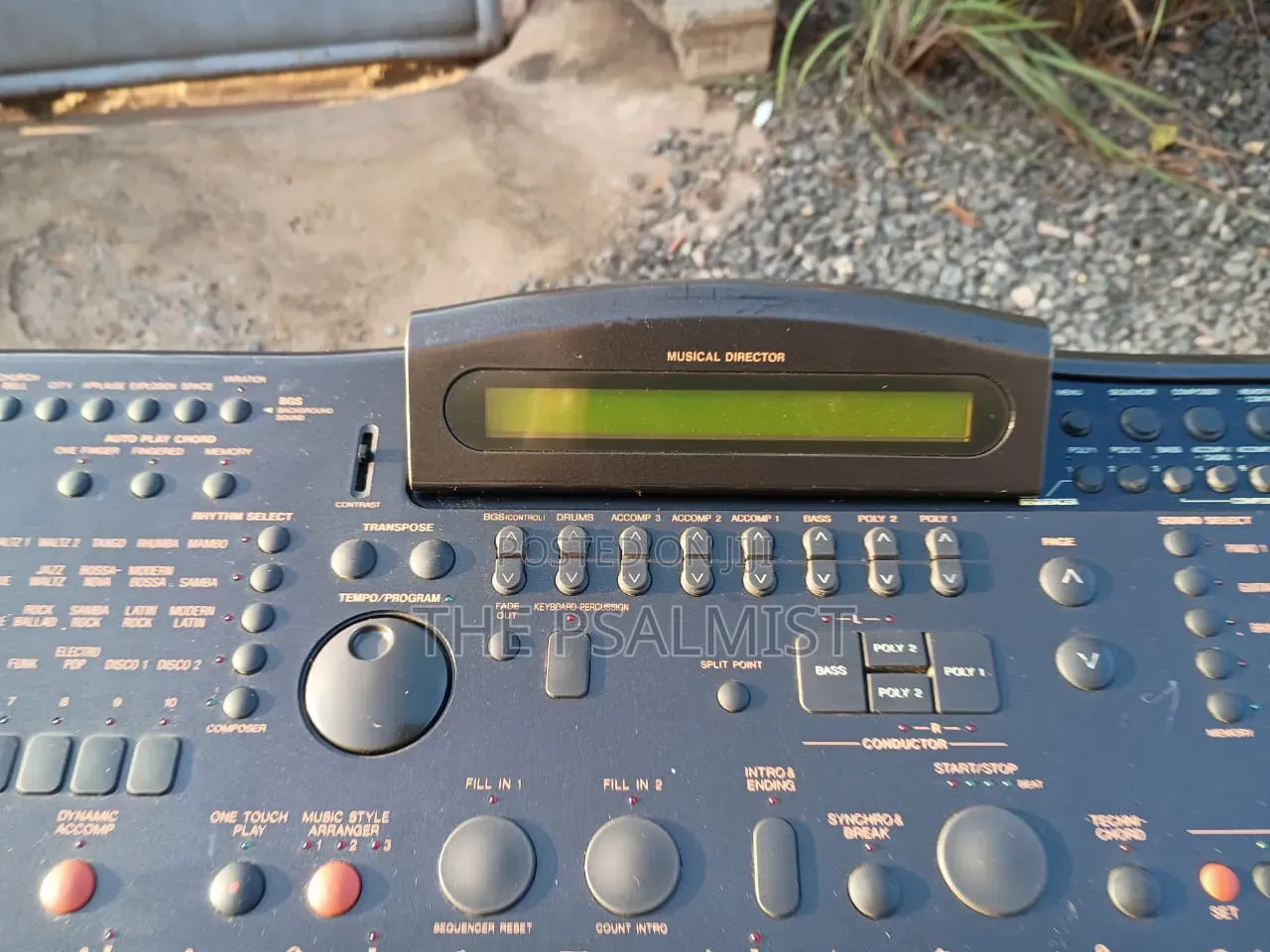 Technics KN1000 PCM Keyboard