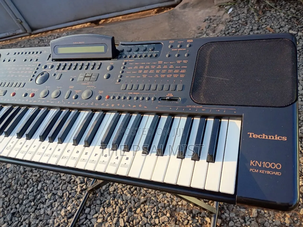 Technics KN1000 PCM Keyboard