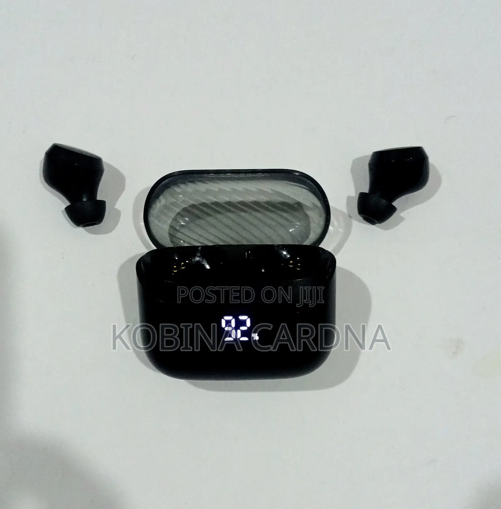 Bluetooth Headphones and Smartwatch Combo