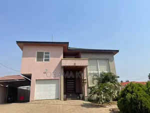 4bdrm House in Laryea Homes, A&C Mall Area for rent