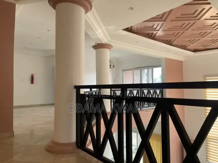 4bdrm House in Laryea Homes, A&C Mall Area for rent