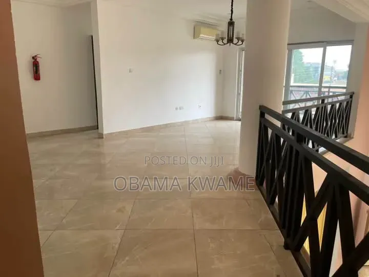 4bdrm House in Laryea Homes, A&C Mall Area for rent