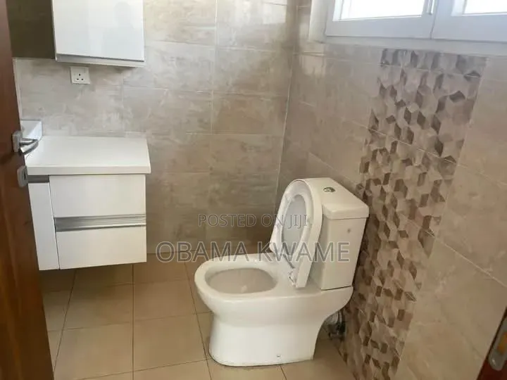 4bdrm House in Laryea Homes, A&C Mall Area for rent