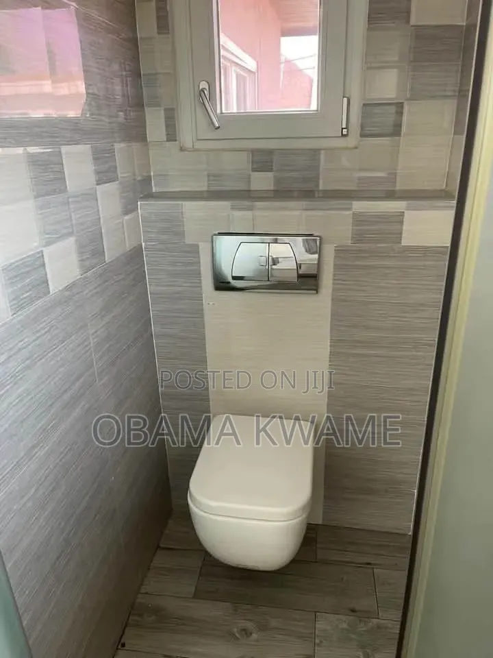 4bdrm House in Laryea Homes, A&C Mall Area for rent