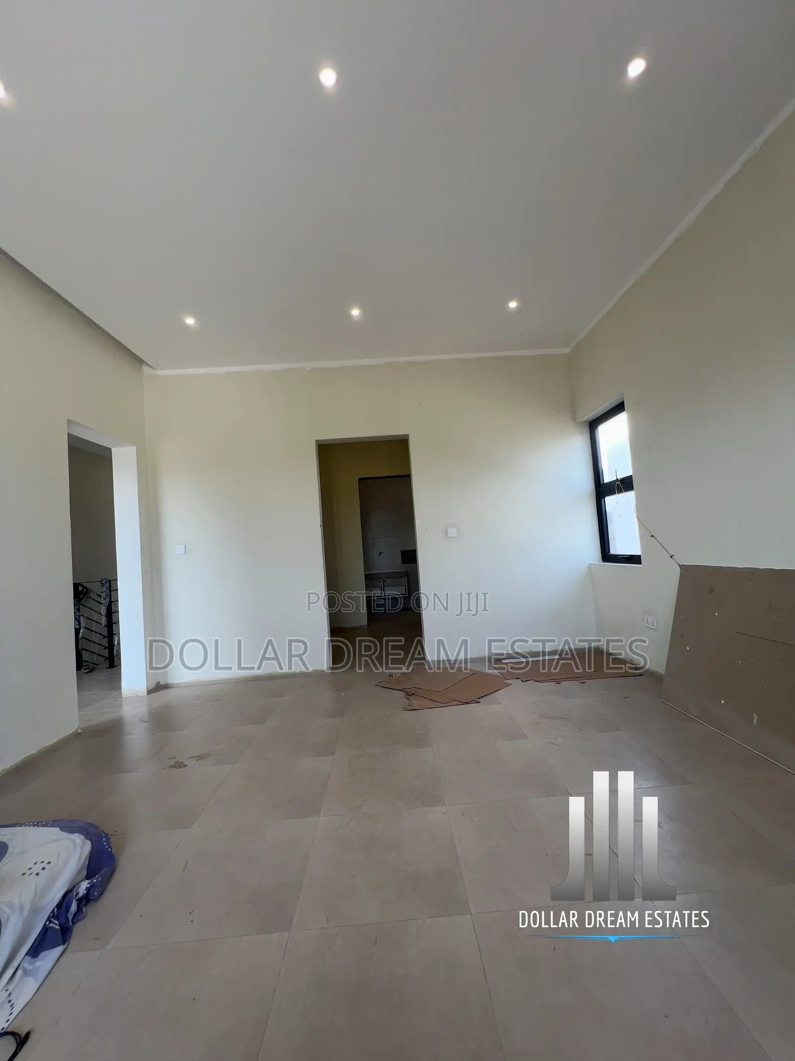 5bdrm House in Spintex for sale