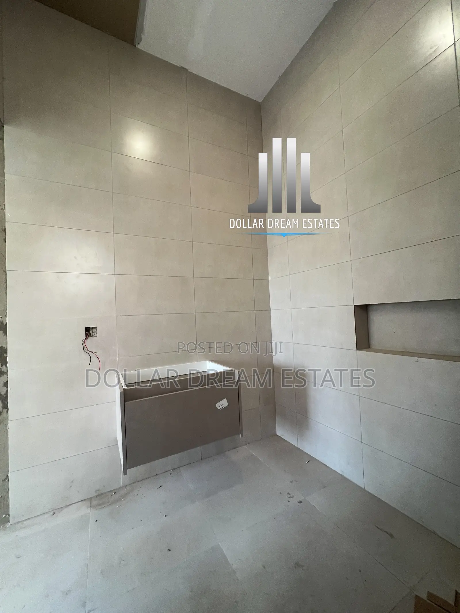 5bdrm House in Spintex for sale