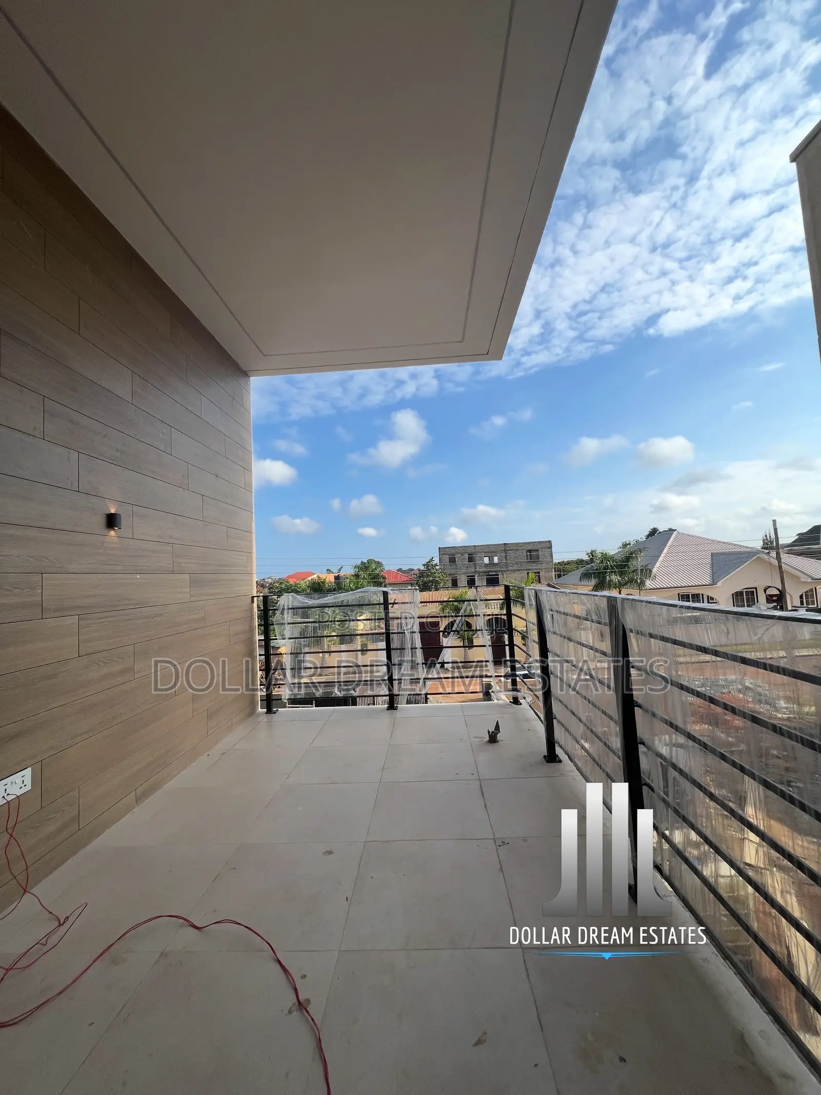 5bdrm House in Spintex for sale