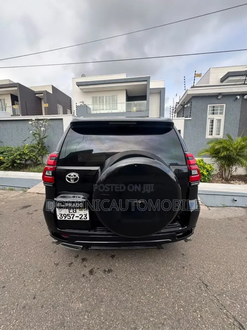 Toyota Land Cruiser Prado 2.7 i 2010 Black