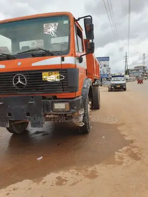 Benz V8 Tipper Truck – Heavy Duty