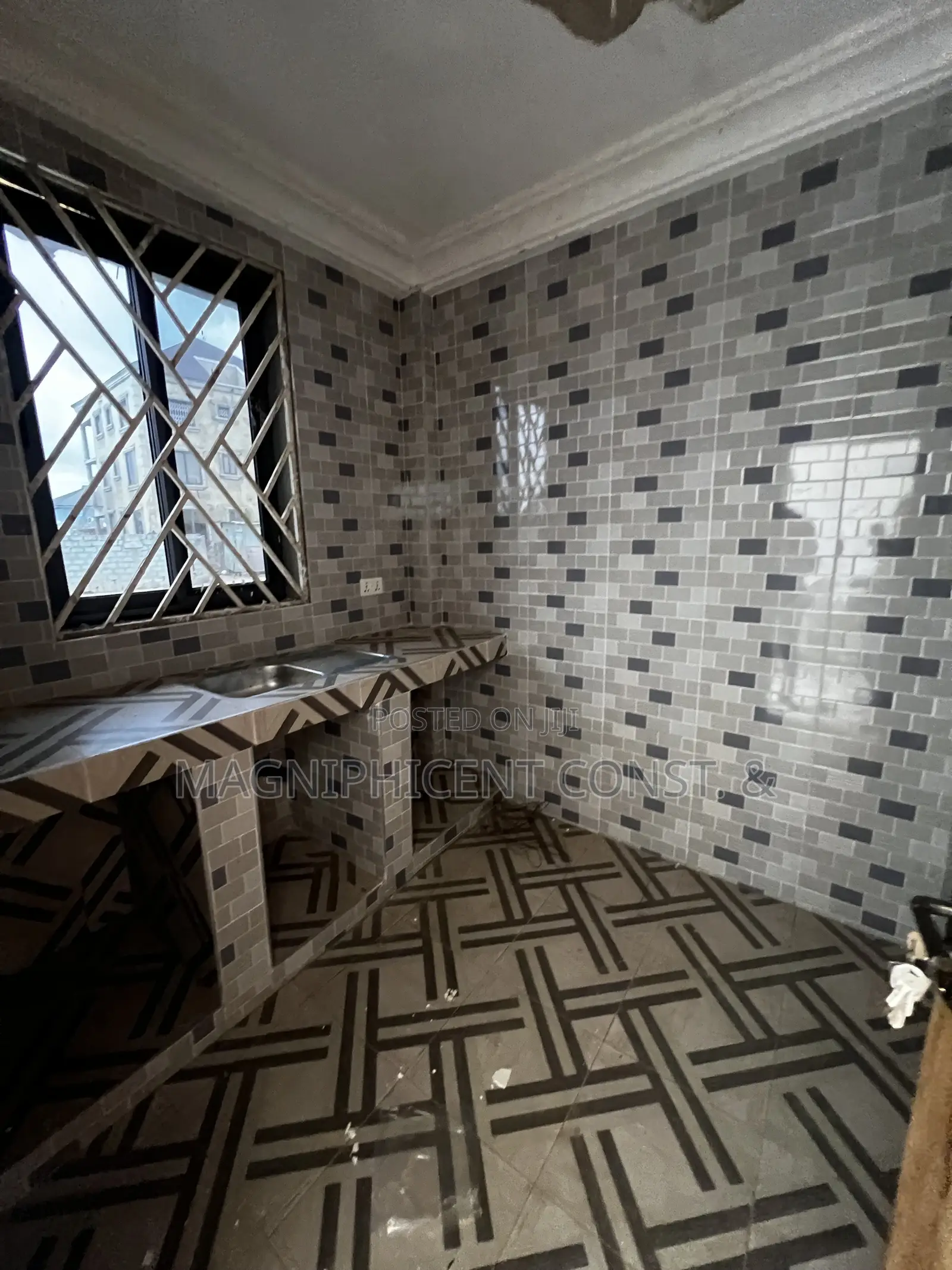 1bdrm Apartment in Lakeside, Ashaley Botwe for rent