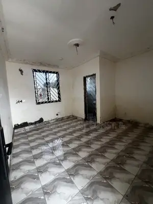 1bdrm Apartment in Lakeside, Ashaley Botwe for rent