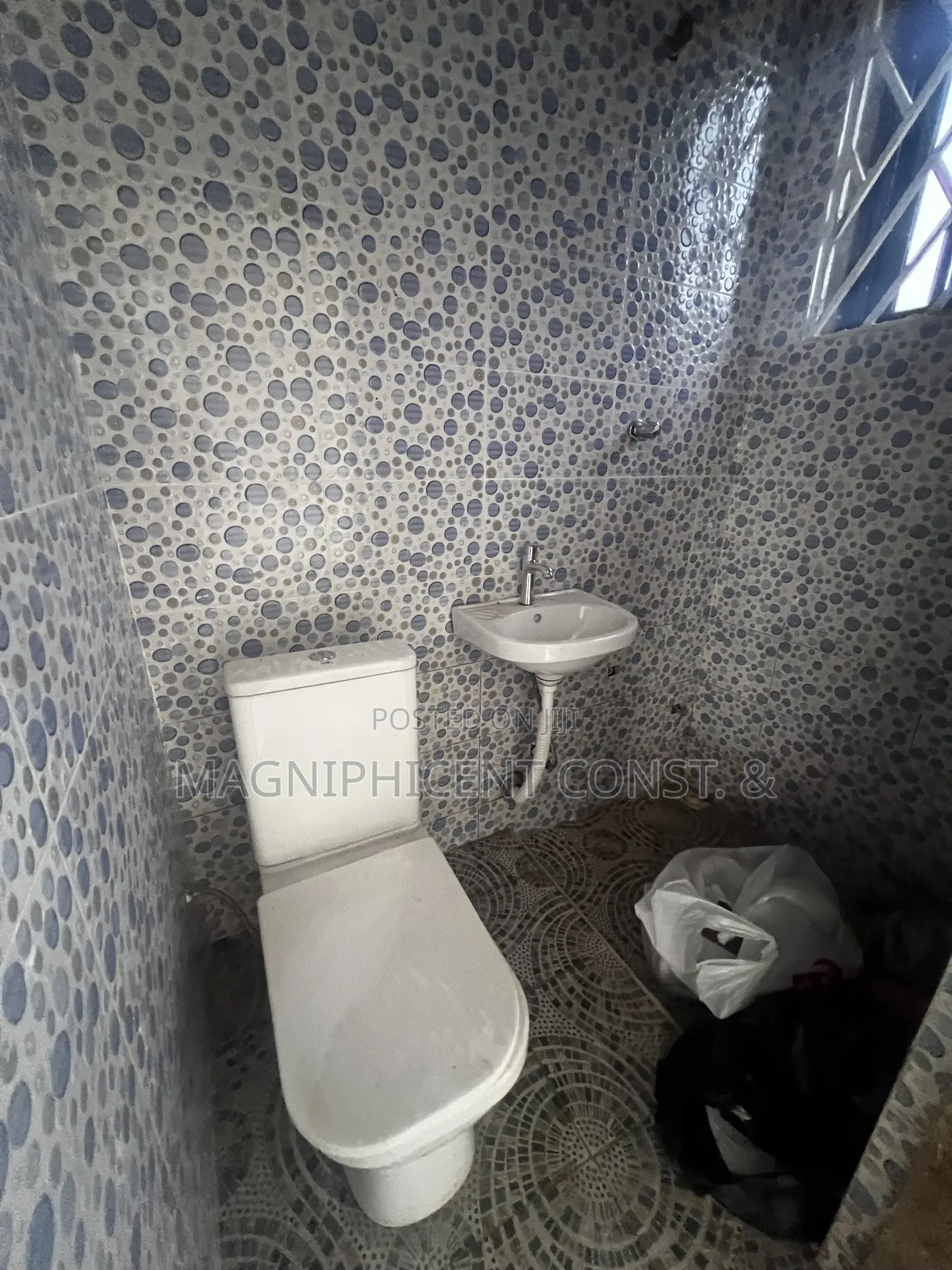 1bdrm Apartment in Lakeside, Ashaley Botwe for rent