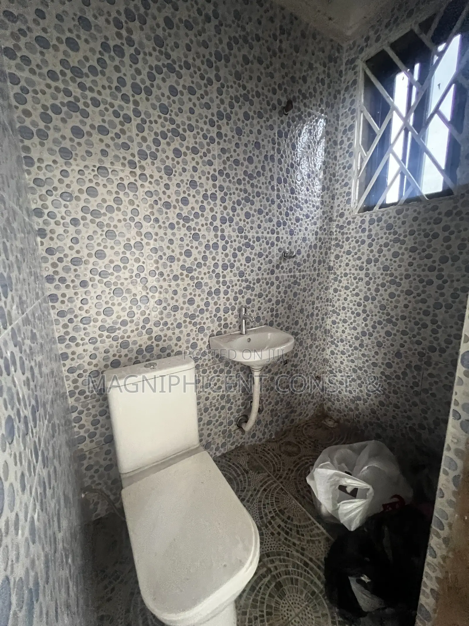 1bdrm Apartment in Lakeside, Ashaley Botwe for rent
