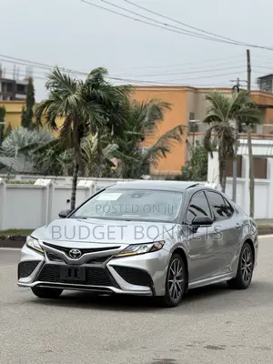 Toyota Camry XSE 2023 Silver