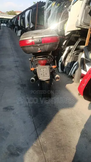 Yamaha 2006