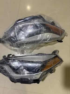 2014 to 2016 Toyota Corolla Headlights