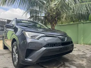 Toyota RAV4 2017 Gray