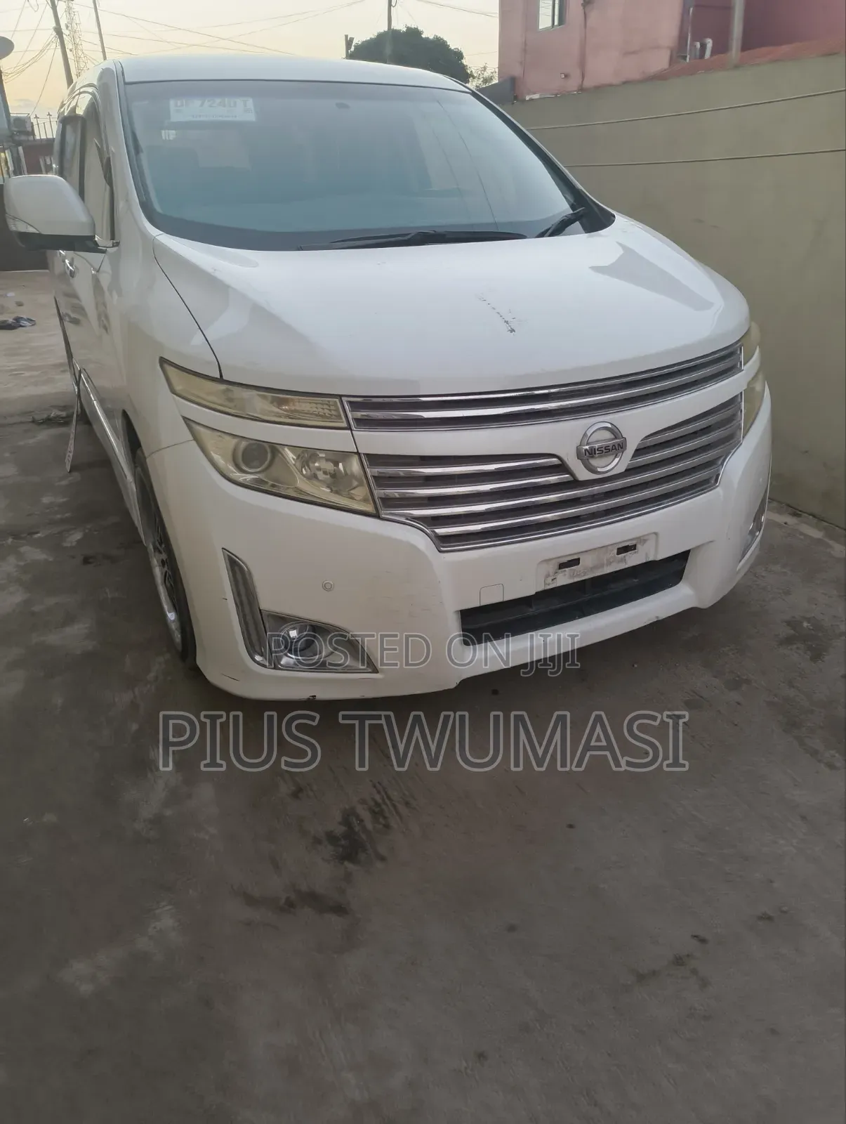 Nissan Elgrand 2013 White
