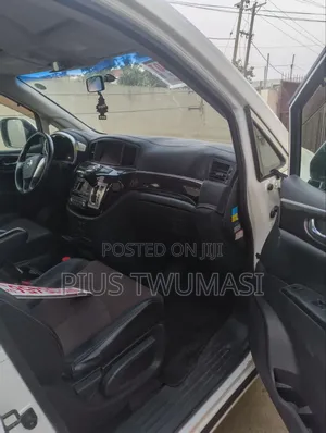 Nissan Elgrand 2013 White