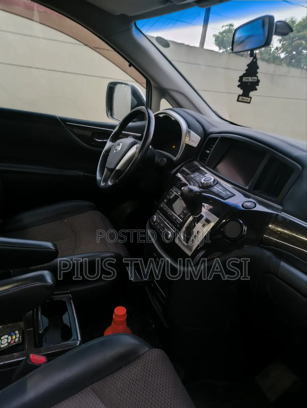 Nissan Elgrand 2013 White