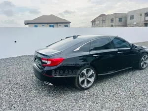 Honda Accord Touring 2018 Black