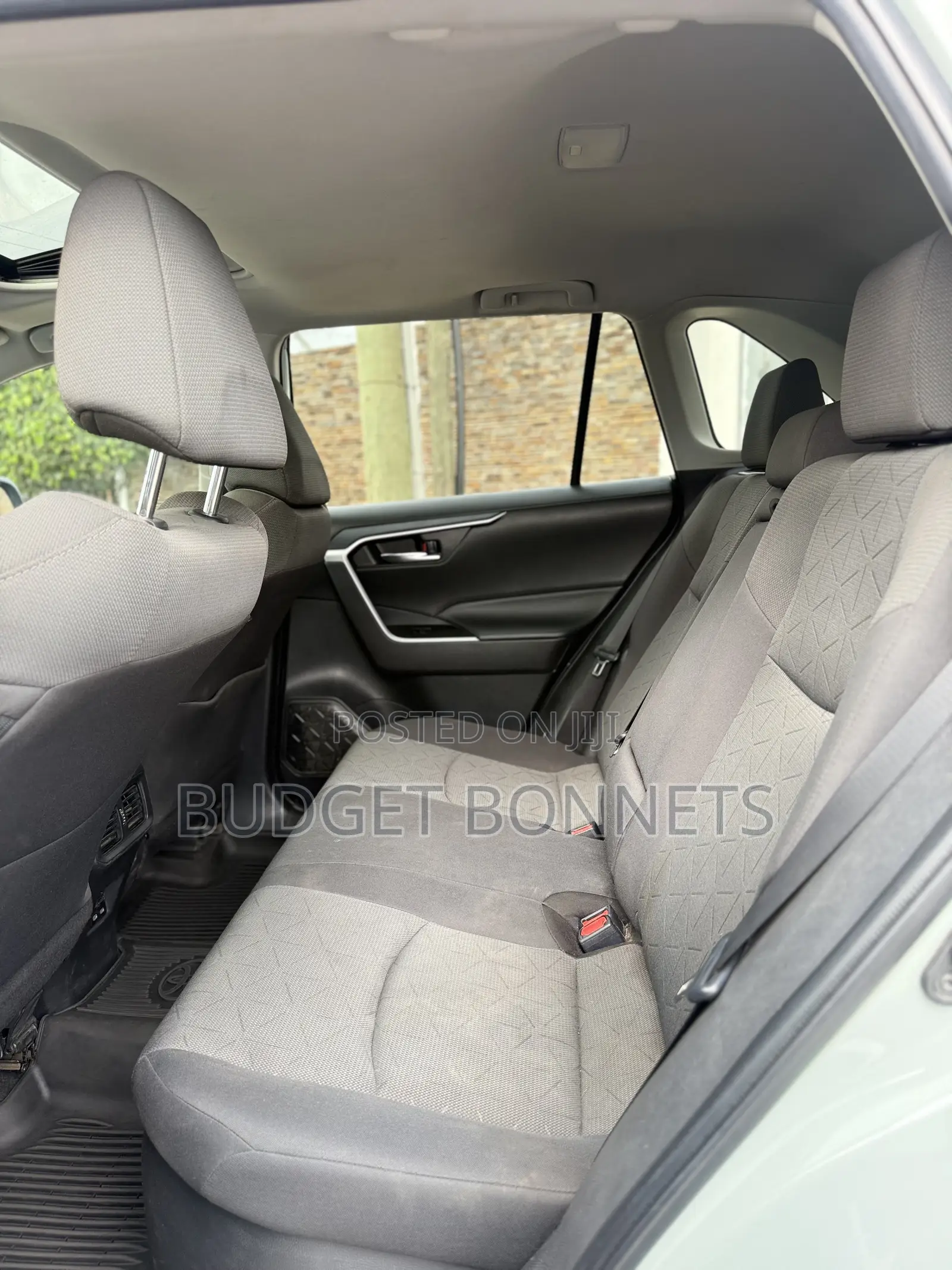 Toyota RAV4 XLE 2022 Green