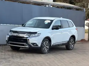 Mitsubishi Outlander 2020 White