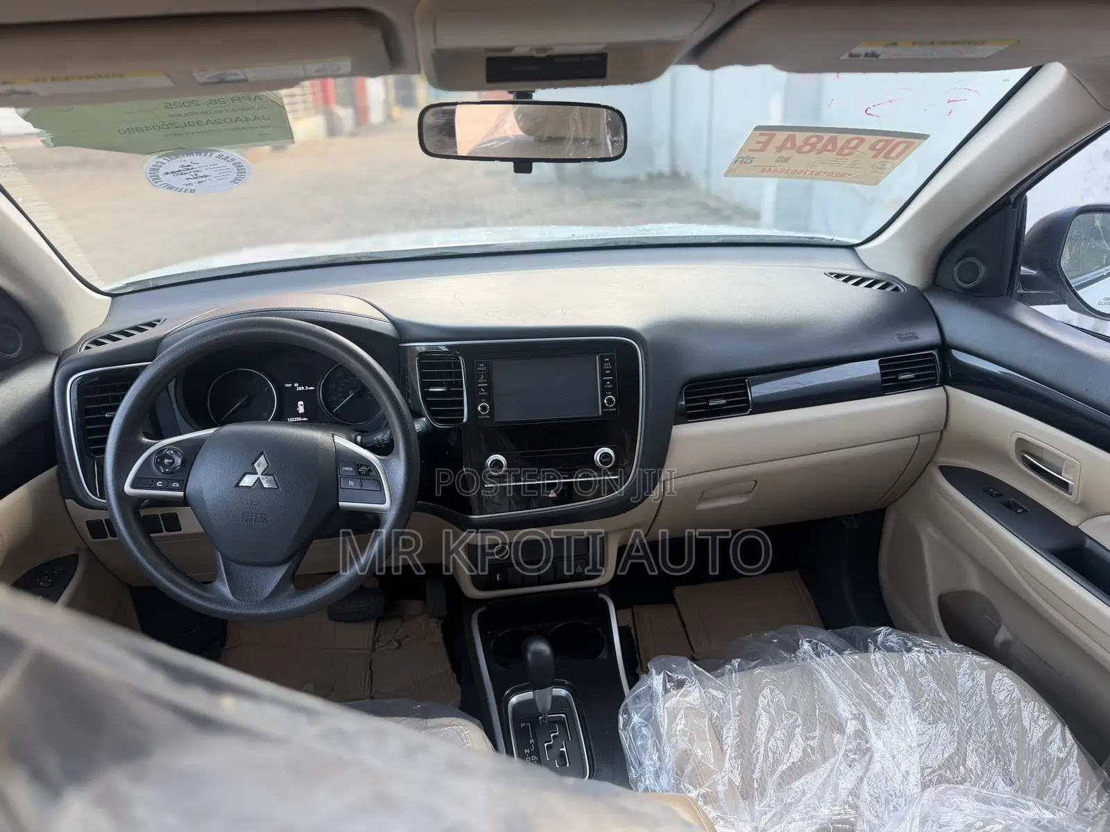 Mitsubishi Outlander 2020 White