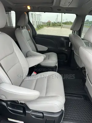Toyota Sienna Limited Premium AWD (3.5L 6cyl 8A) 2018 Burgundy