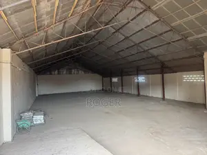 650 SQM Warehouse for Rent at Avenor