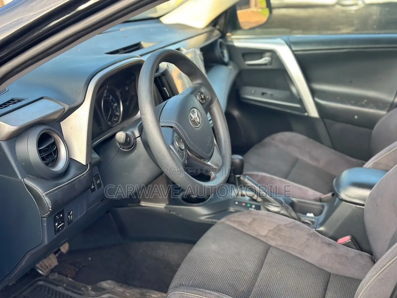 Toyota RAV4 XLE AWD (2.5L 4cyl 6A) 2017 Black