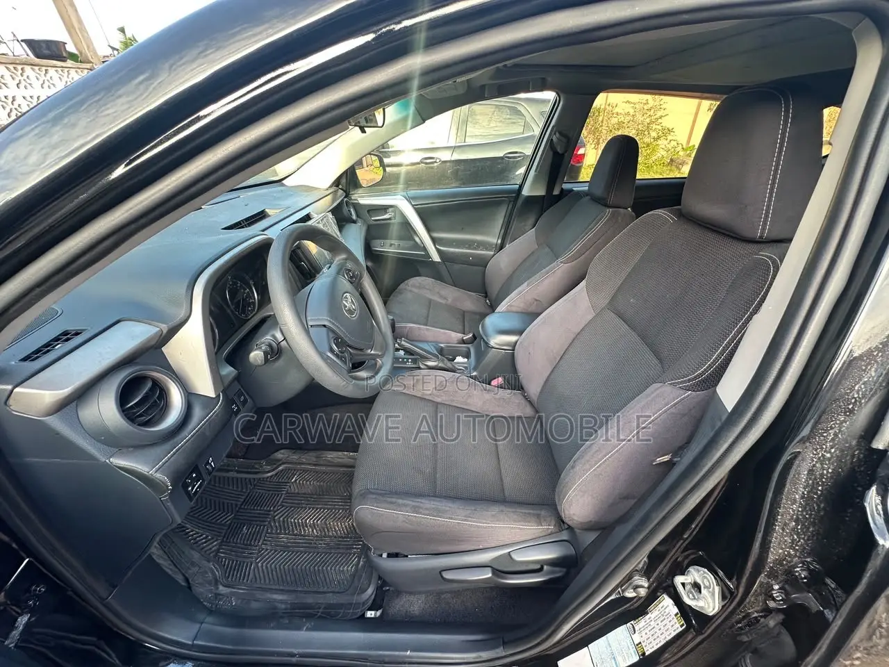 Toyota RAV4 XLE AWD (2.5L 4cyl 6A) 2017 Black