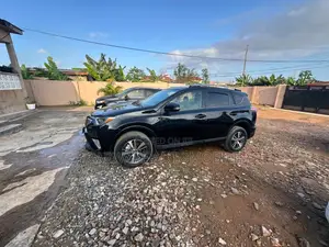 Toyota RAV4 XLE AWD (2.5L 4cyl 6A) 2017 Black