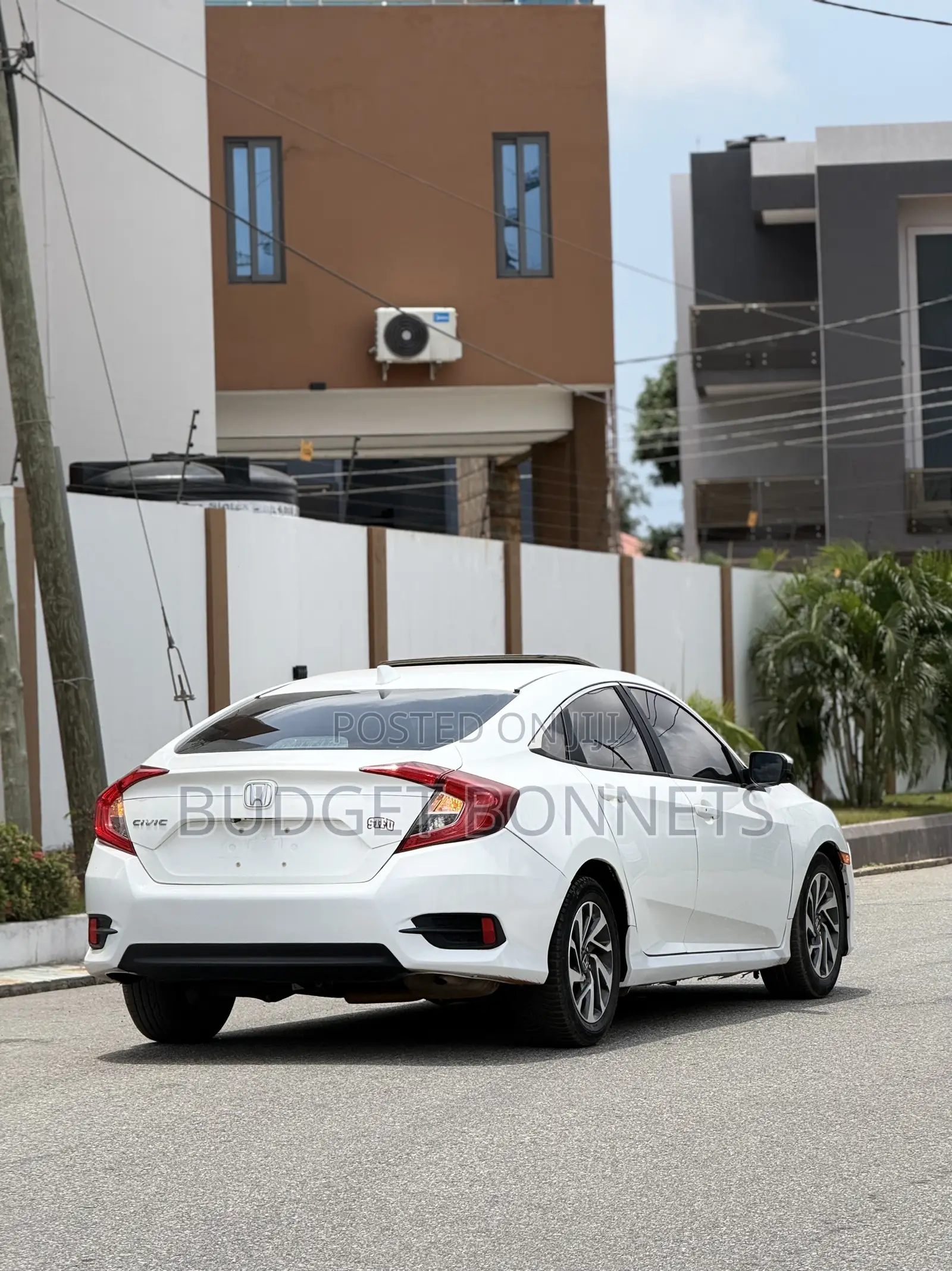 Honda Civic EX Sedan 2018 White