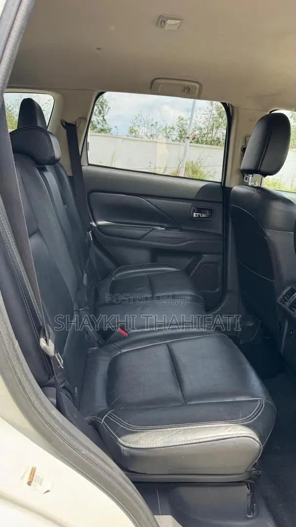 Mitsubishi Outlander 2.4 PHEV AWD 2018 White