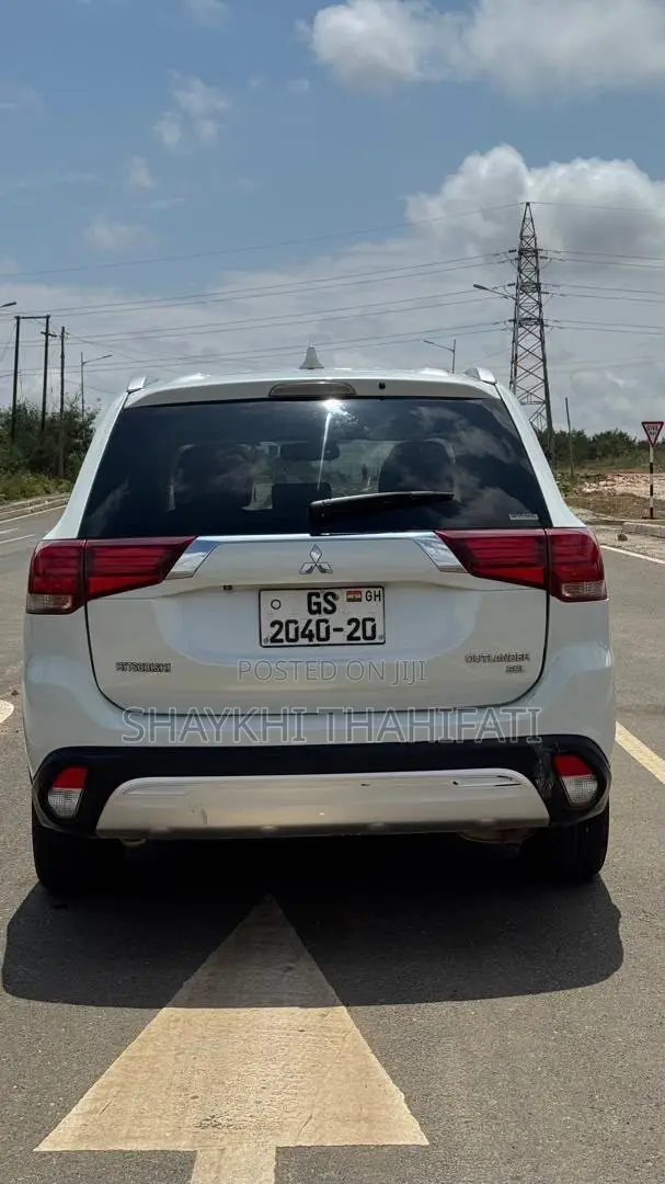 Mitsubishi Outlander 2.4 PHEV AWD 2018 White