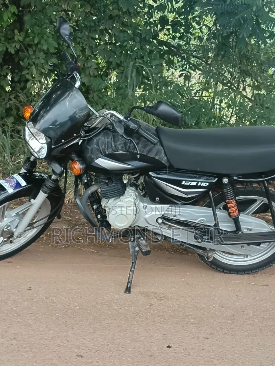 Bajaj Boxer 125 2026 Black