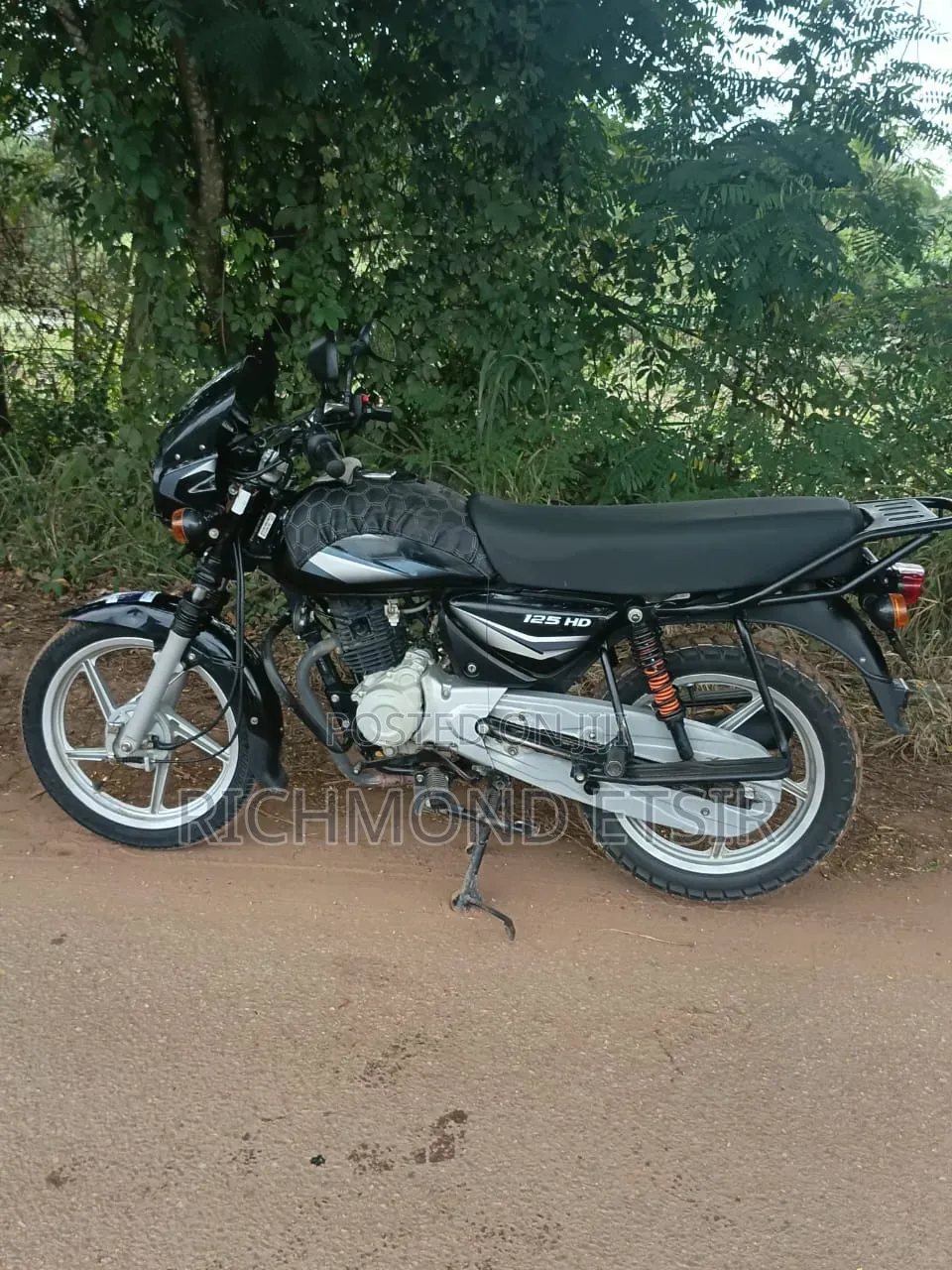 Bajaj Boxer 125 2026 Black