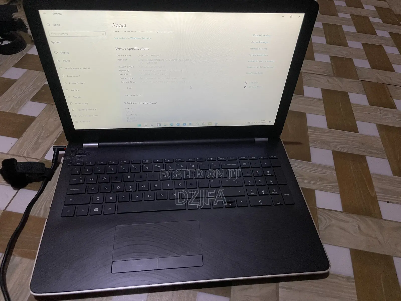 Laptop HP 15 8GB AMD Ryzen 5 HDD 1T