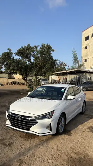 Hyundai Elantra SE 2019 White