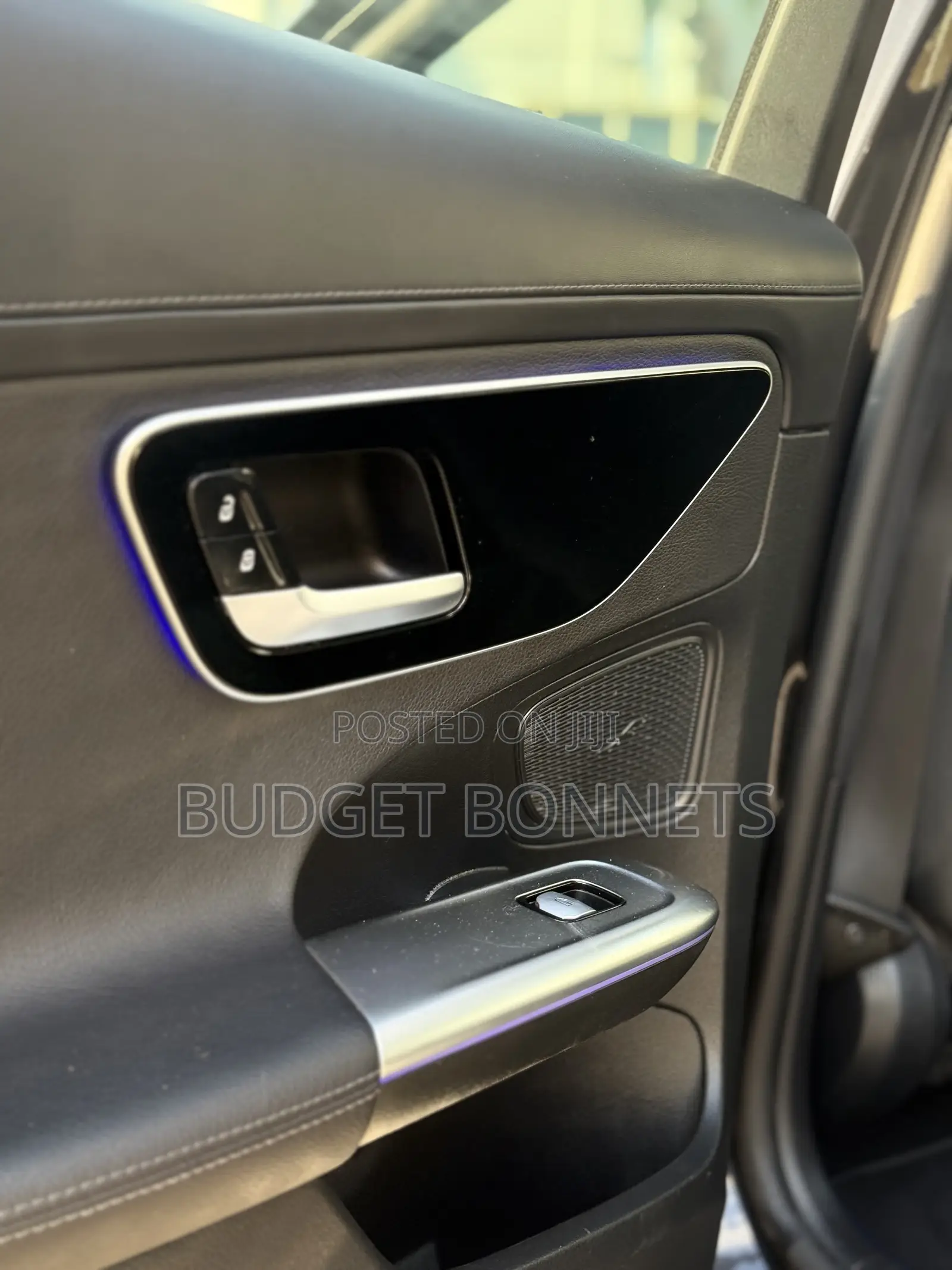 Mercedes-Benz C300 2023 Black