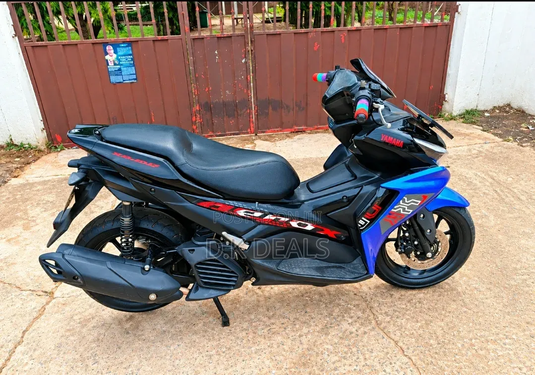 Yamaha Aerox 2025 Black