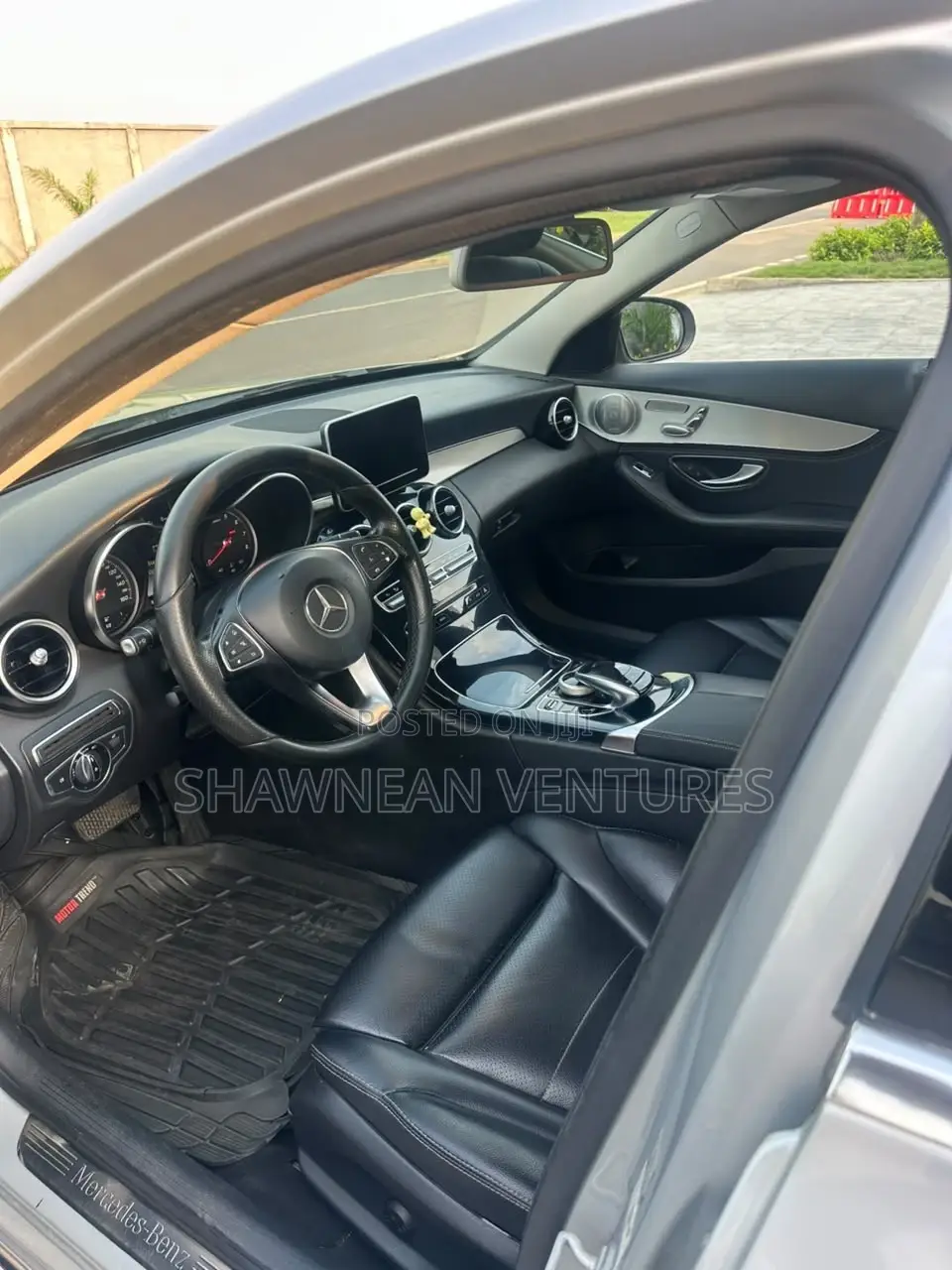 Mercedes-Benz C300 Luxury 4Matic Sedan AWD (2.0L 4cyl 7A) 2016 Gray