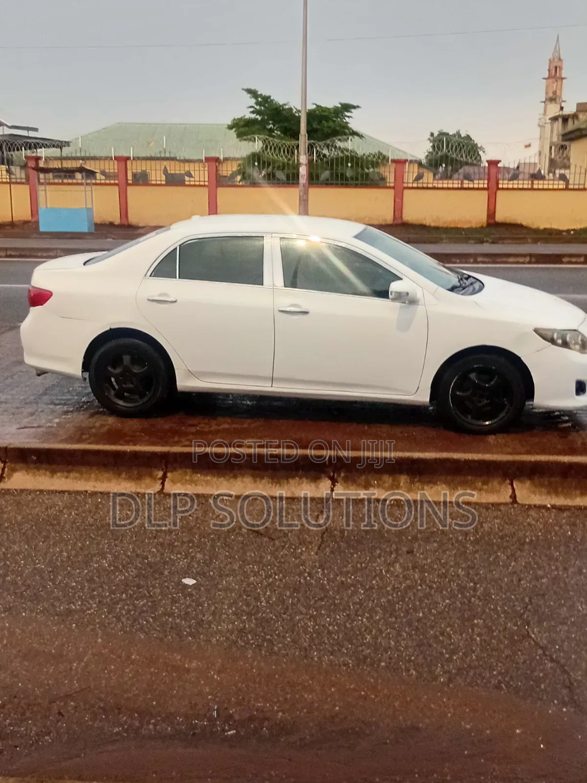 Toyota Corolla 2010 White