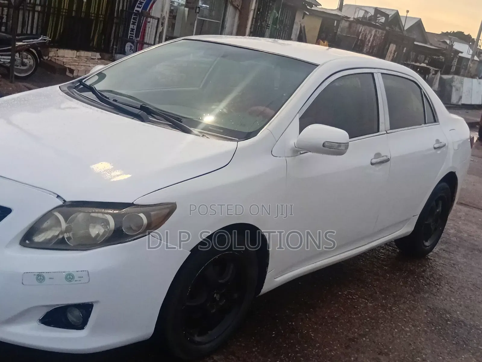 Toyota Corolla 2010 White