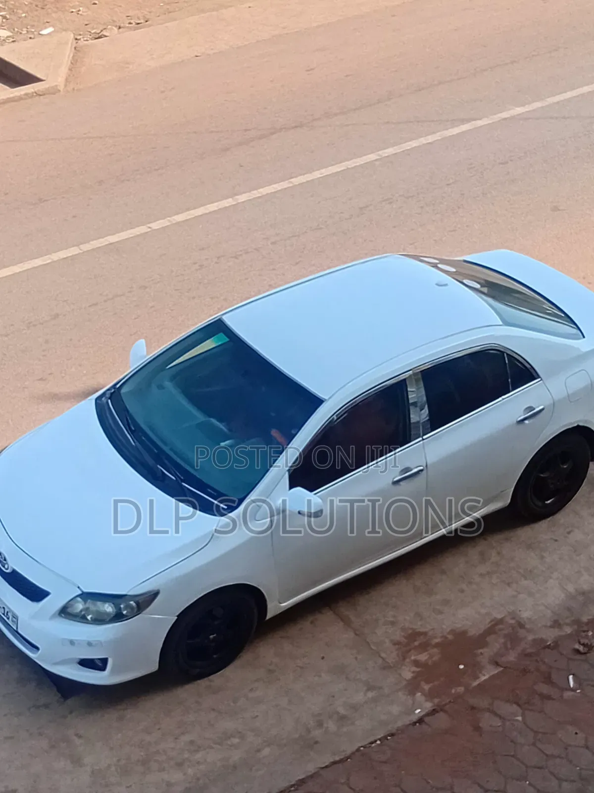 Toyota Corolla 2010 White