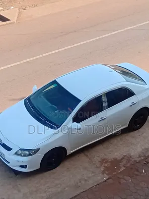Toyota Corolla 2010 White