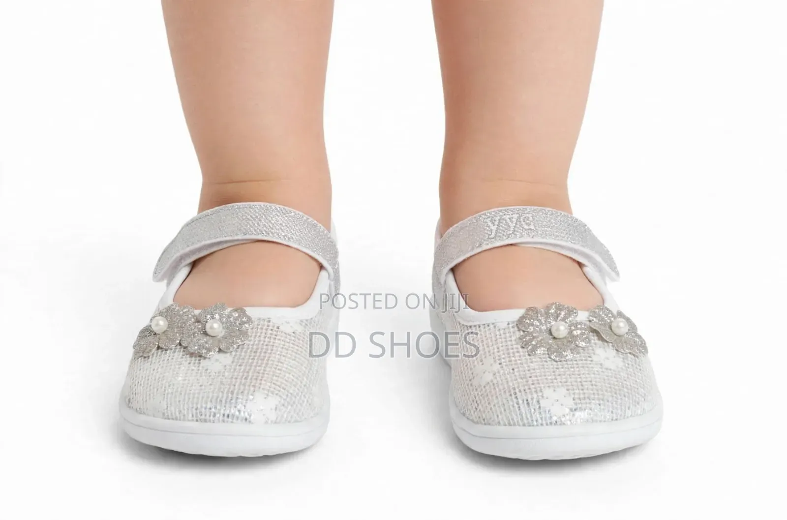 Silver Glitter Baby Girls Mary Jane With Flower Pearl Decor