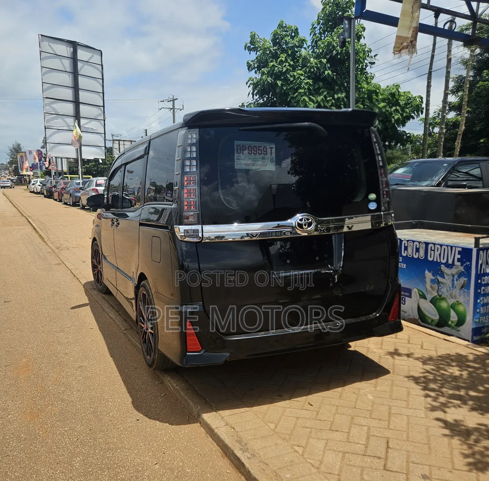 Toyota Voxy 2015 Black